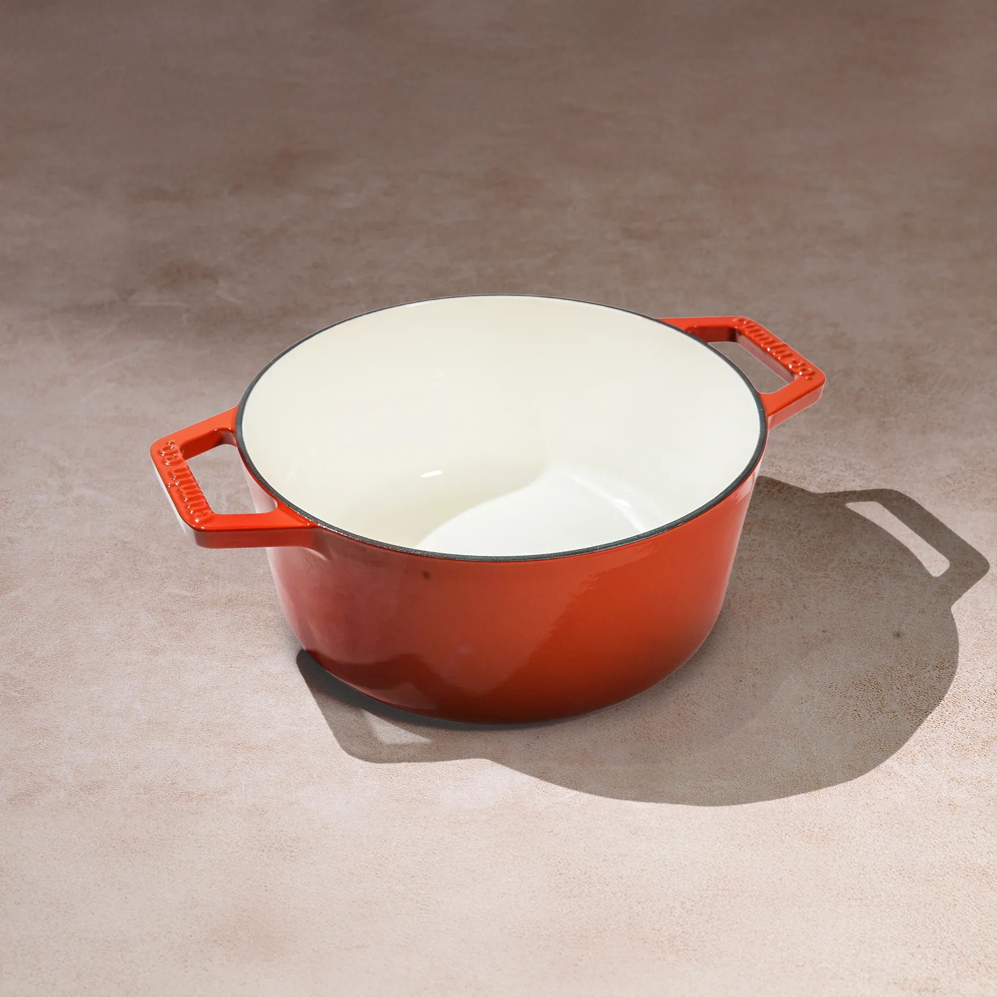 No. 9 Enamel Cast Iron Dutch Oven (4L) - Image 30