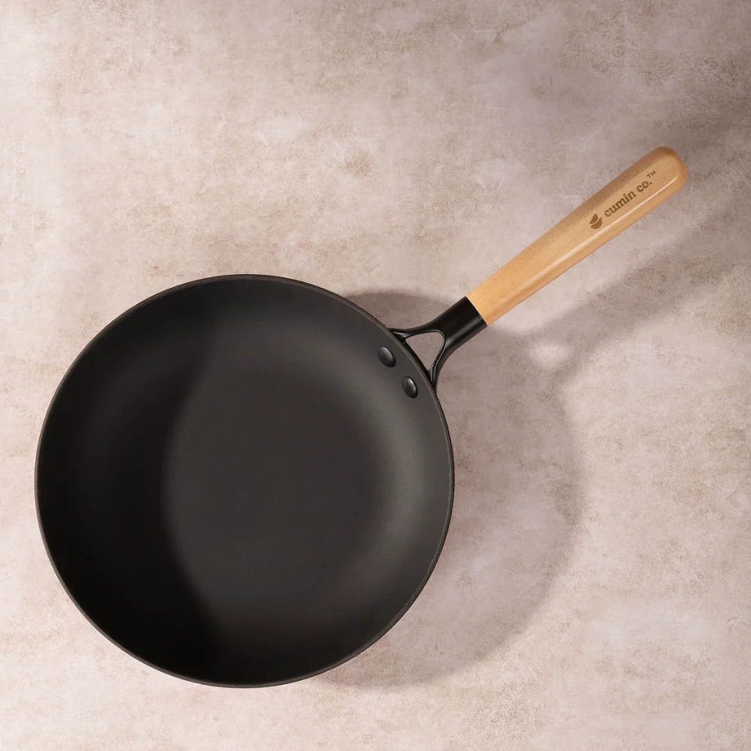 No. 10 Enamel Cast Iron Pan LITE (26cm) - Image 11