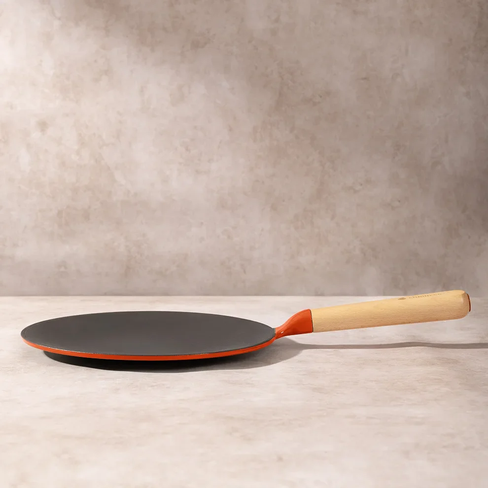 No. 10 Enamel Cast Iron Roti Tawa (26cm) - Image 12