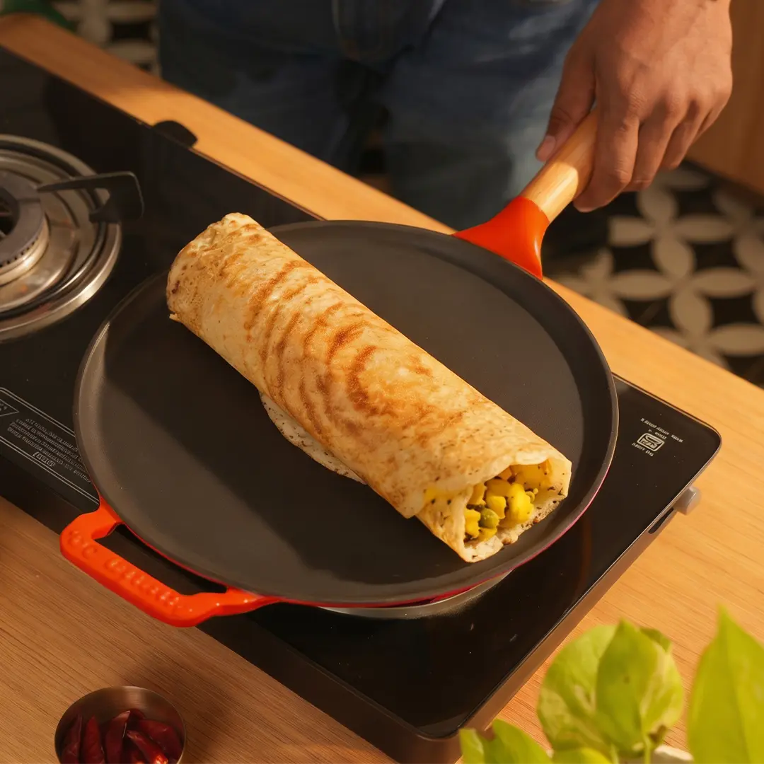 No. 11 Enamel Cast Iron Dosa Tawa (28cm) - Image 6