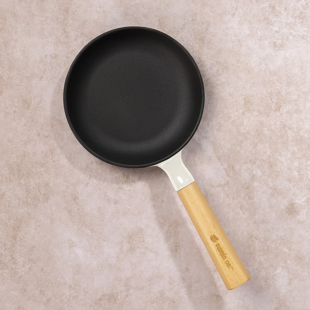 No. 6 Enamel Cast Iron Pan (16cm) - Image 7