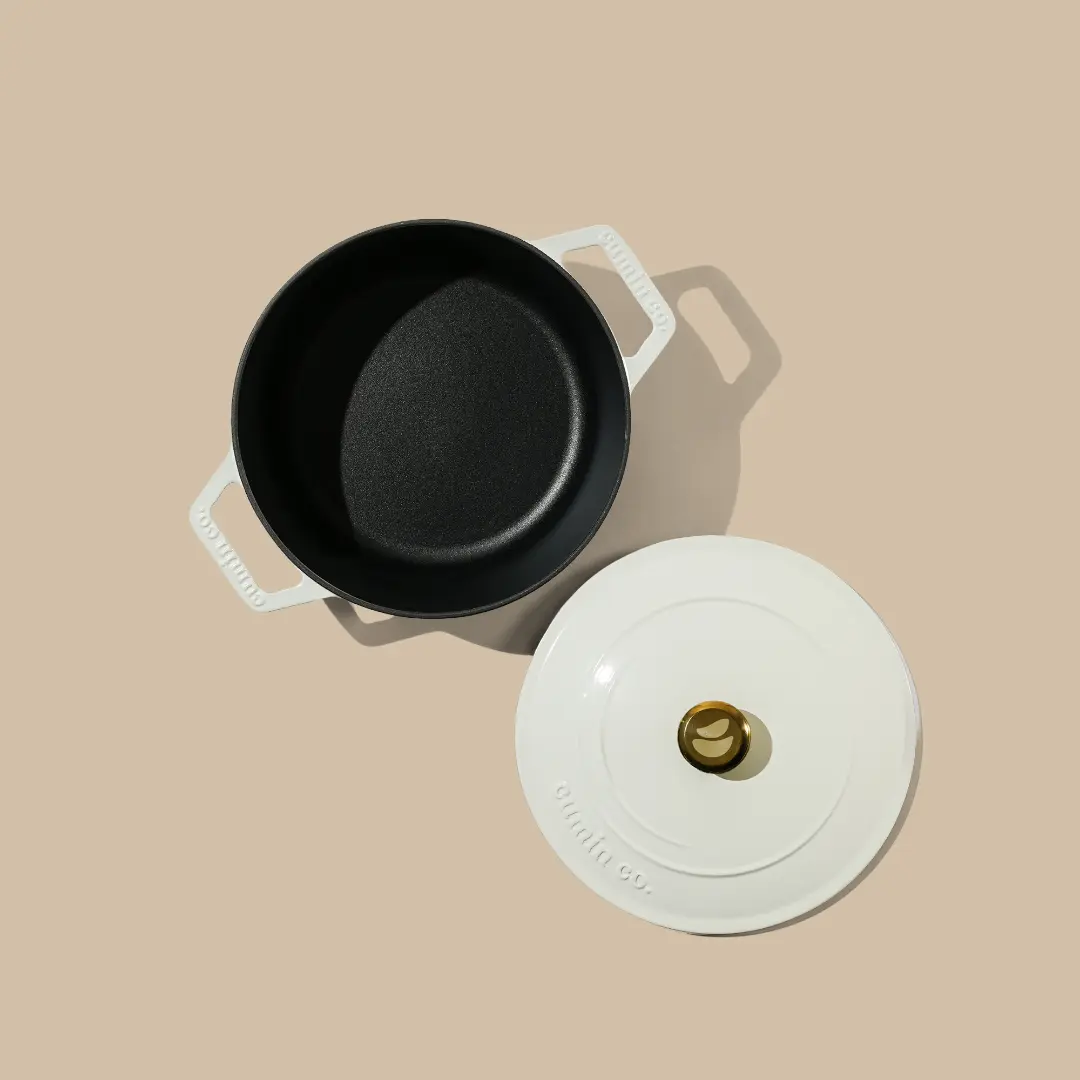No. 8 Enamel Cast Iron Dutch Oven (2.5L) - Image 12