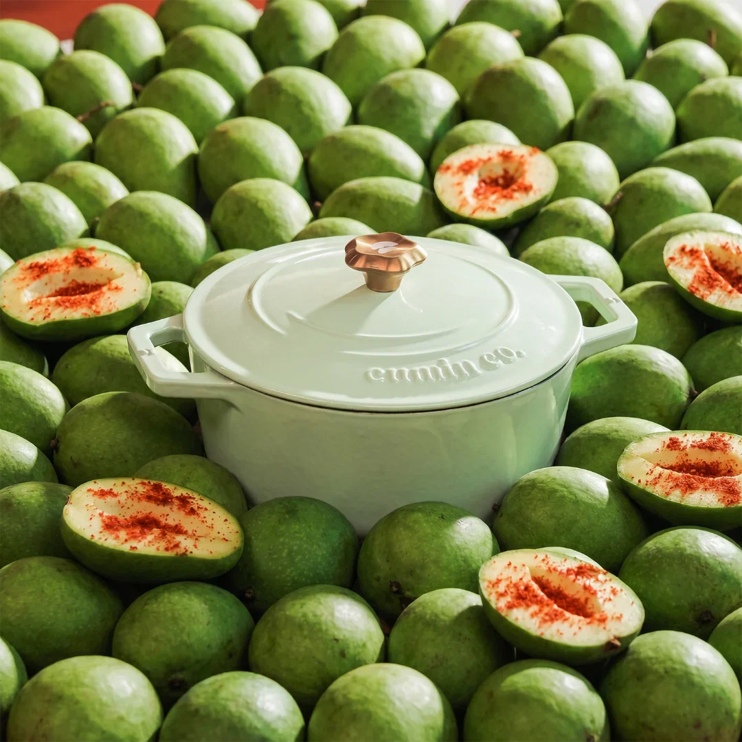 No. 8 Enamel Cast Iron Dutch Oven (2.5L) - Image 15