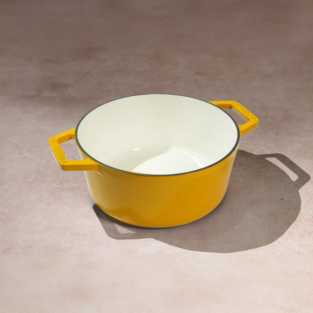 No. 8 Enamel Cast Iron Dutch Oven (2.5L) - Image 26
