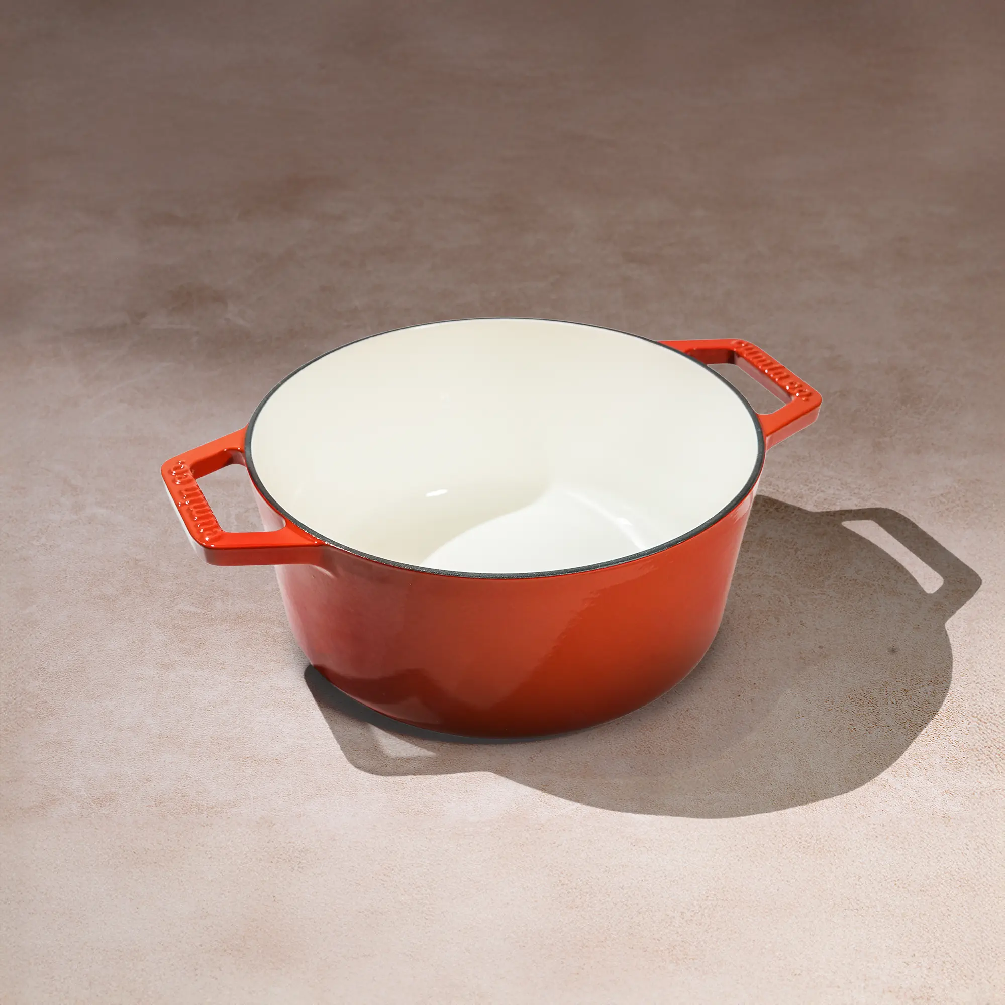 No. 8 Enamel Cast Iron Dutch Oven (2.5L) - Image 29