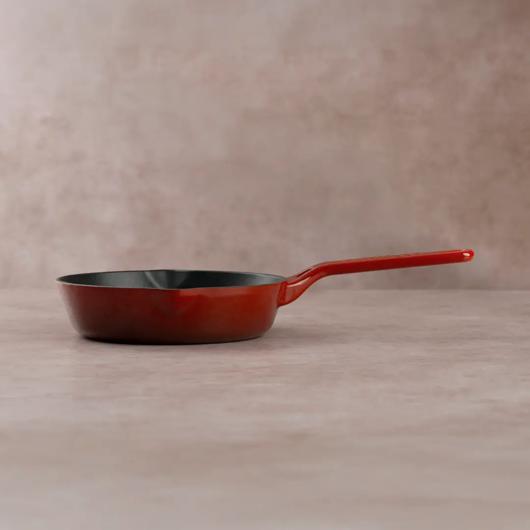 No. 8 Enamel Cast Iron Pan (20cm) - Image 5