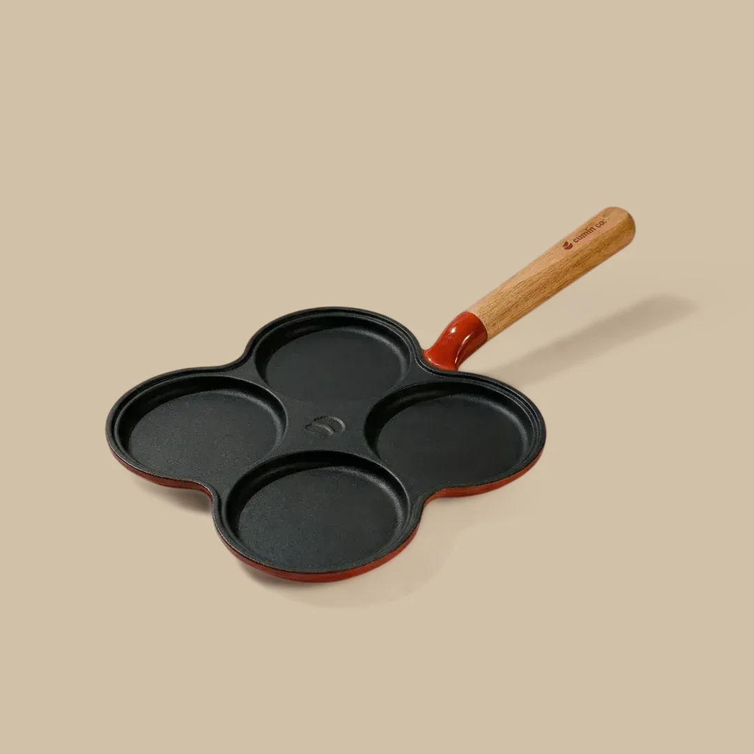 No. 8 Enamel Cast Iron Pancake Pan - Image 4