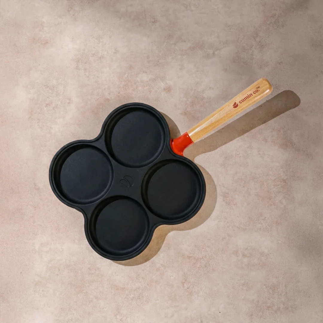 No. 8 Enamel Cast Iron Pancake Pan - Image 5