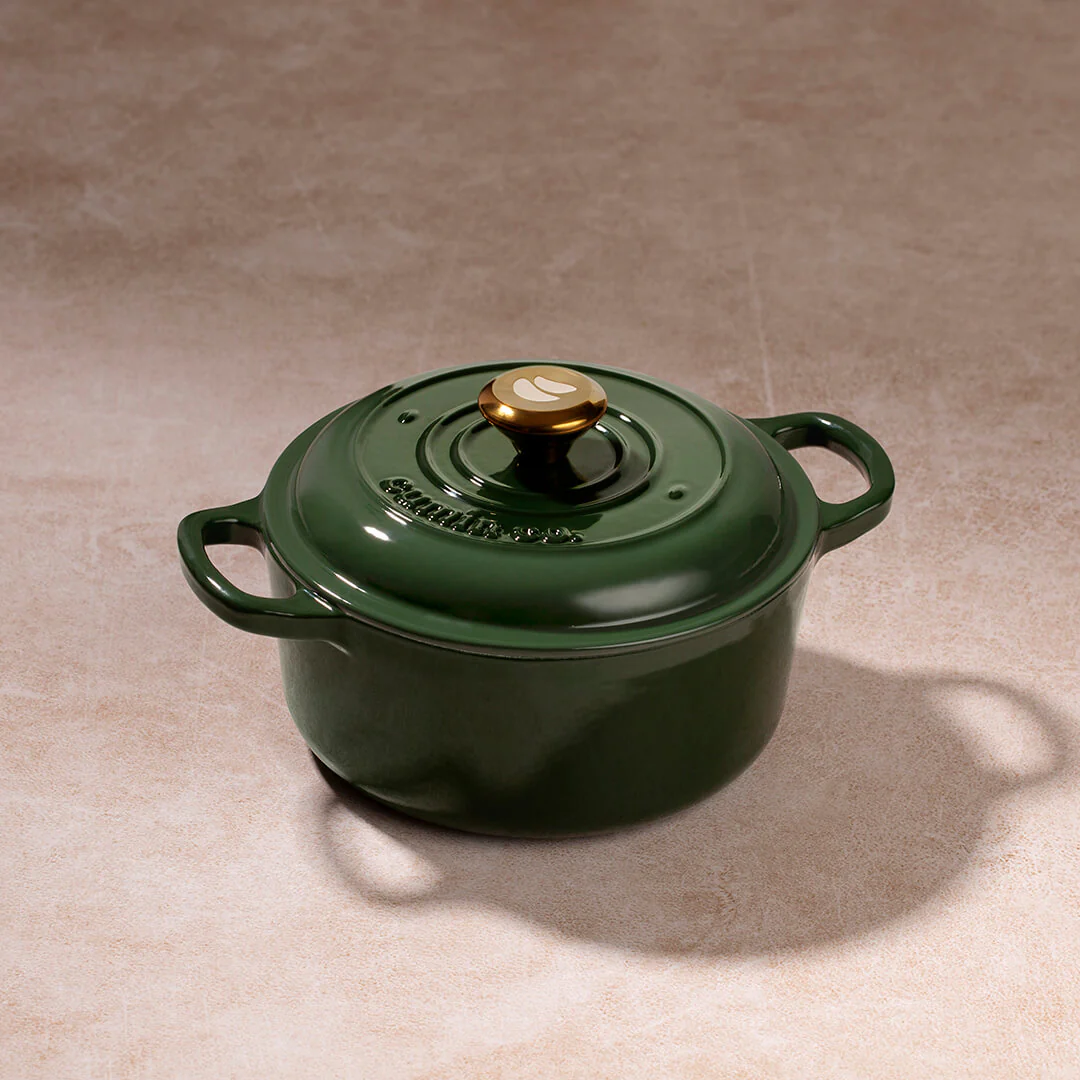 No. 8 Enamel Cast Iron Dutch Oven (2.2L) - Image 3