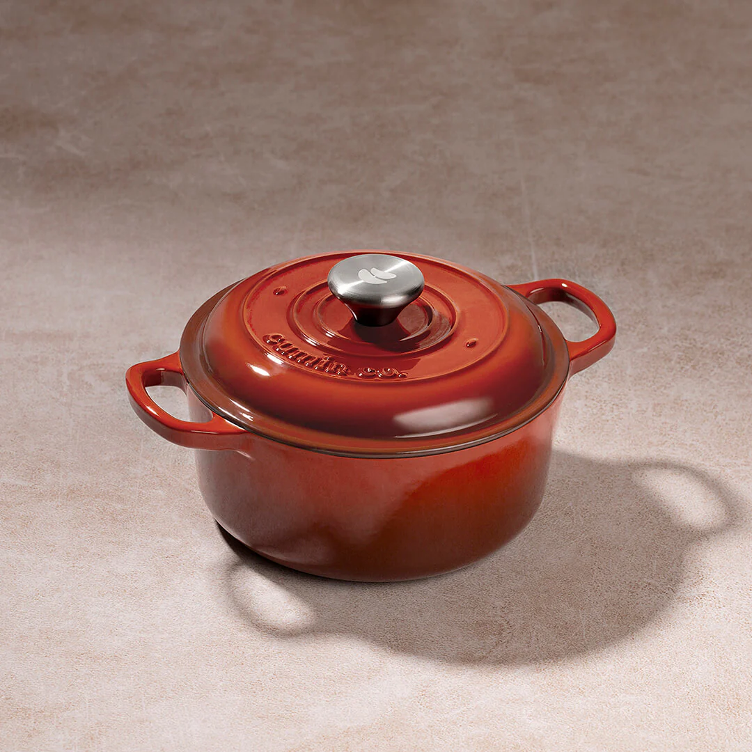 No. 8 Enamel Cast Iron Dutch Oven (2.2L) - Image 5