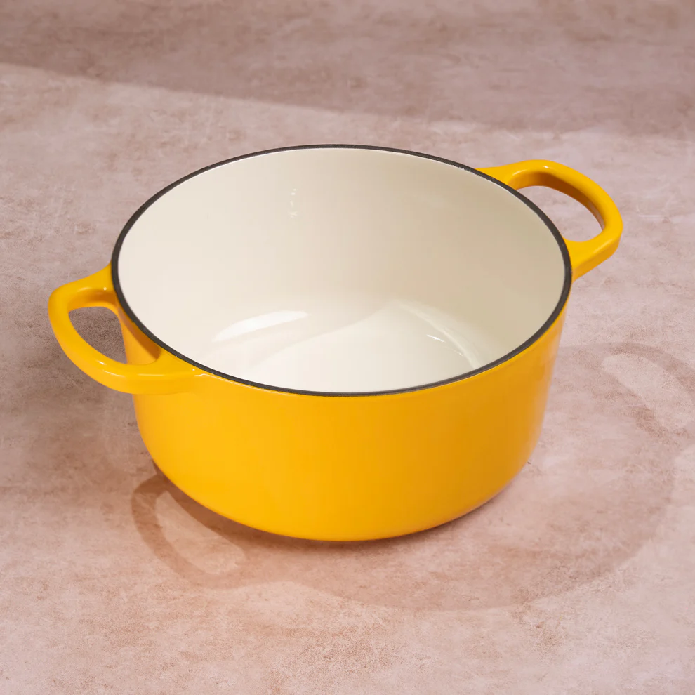 No. 9 Enamel Cast Iron Dutch Oven (4L) - Image 8
